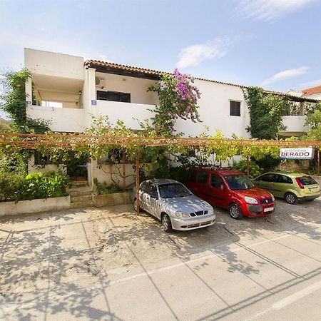 Apartments Derado Супетар Екстериор снимка