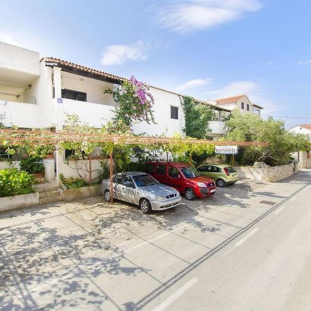 Apartments Derado Супетар Екстериор снимка