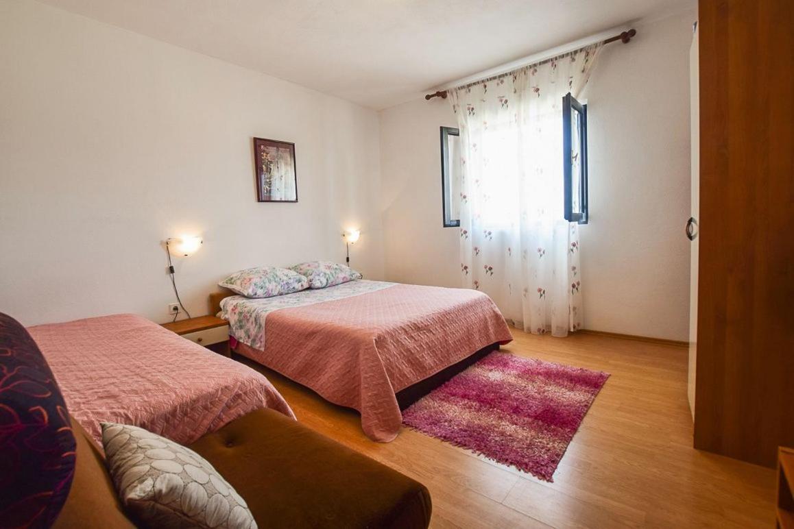 Apartments Derado Супетар Екстериор снимка