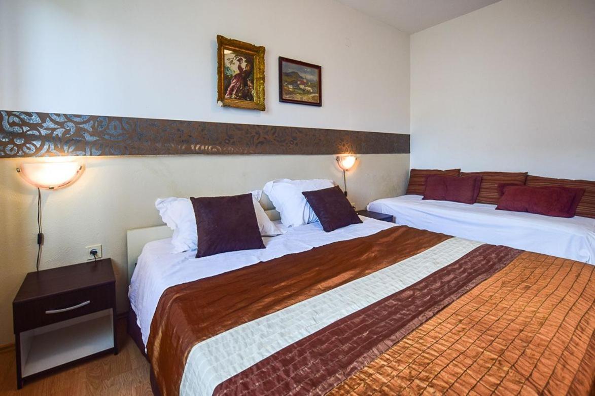 Apartments Derado Супетар Екстериор снимка