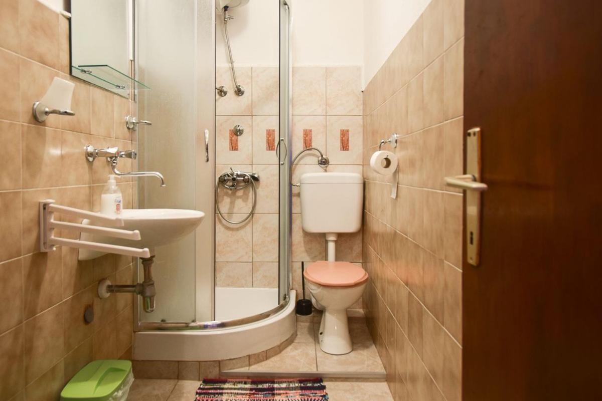 Apartments Derado Супетар Екстериор снимка